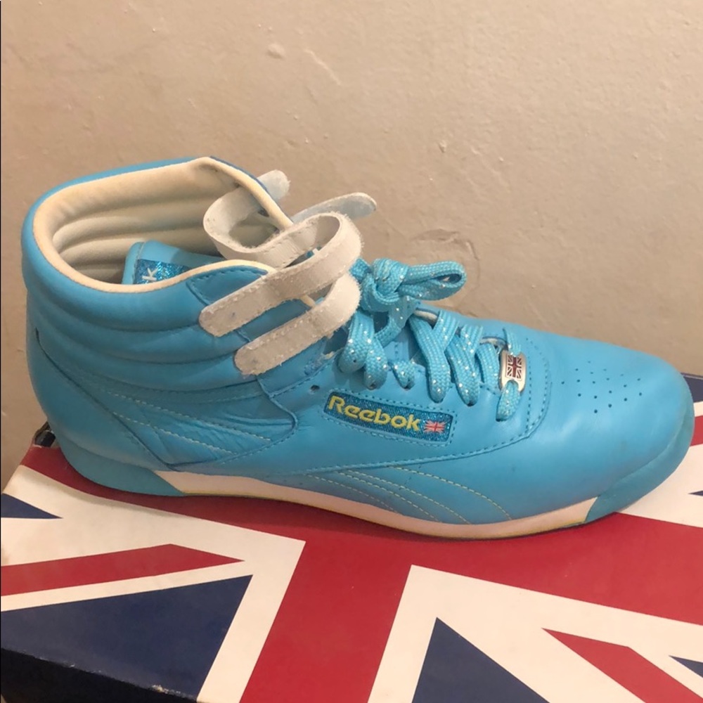 Reebok Sneakers